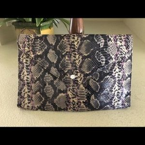 LODIS envelope clutch